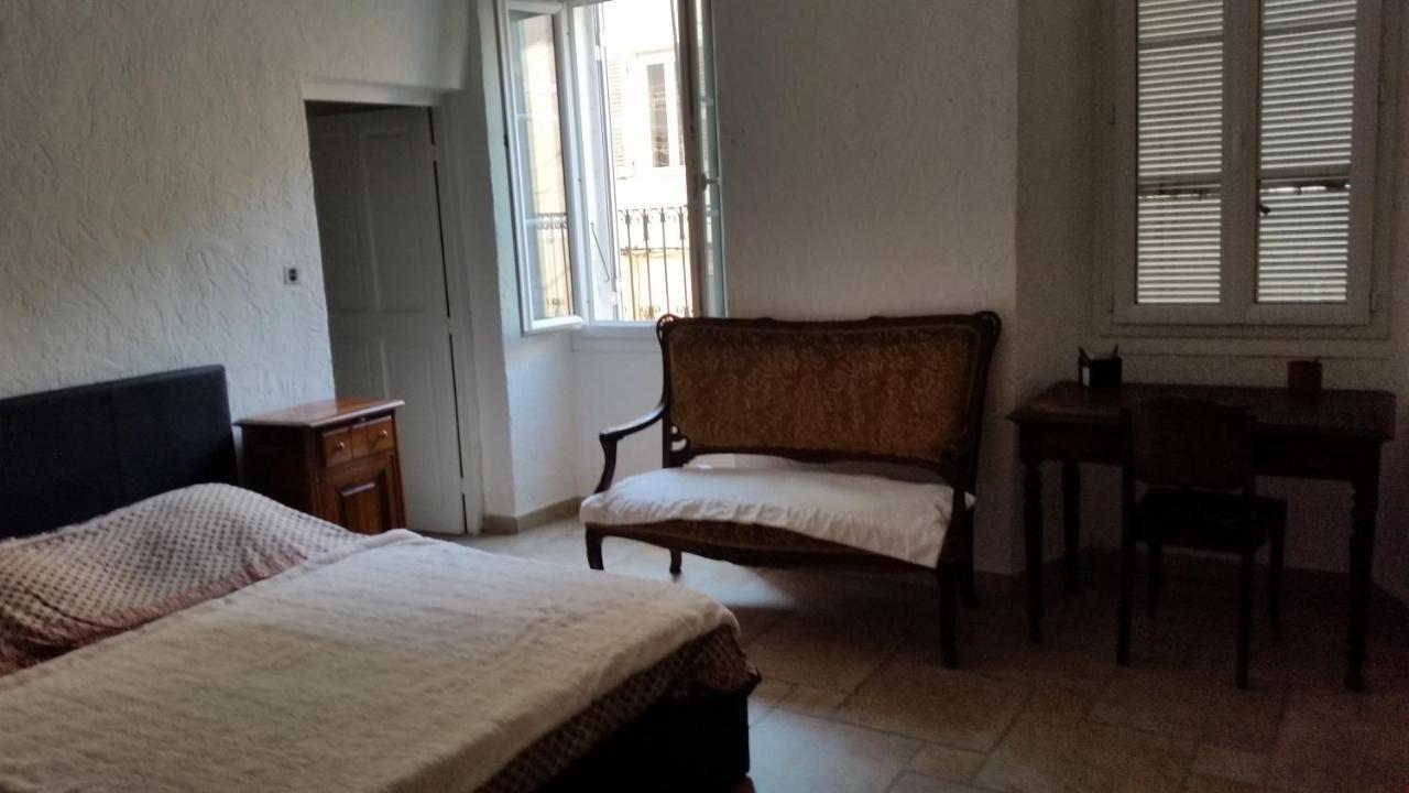 Appartement Independant Bastia  Exteriör bild