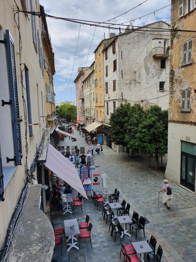 Appartement Independant Bastia  Exteriör bild